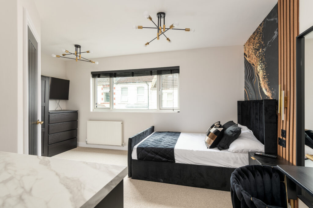 Furnished professional room at 4 Gordon Road showing room quality for a Gillingham rental cost guide